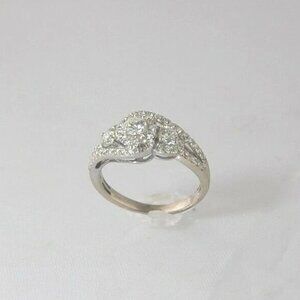 (I-6278-423) Ladies 14K white gold multistone diamond ring